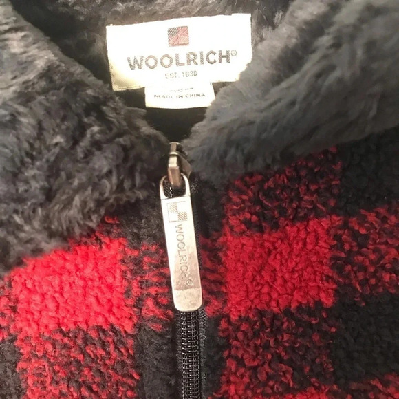 Woolrich Buffalo plaid zip up vest‎ red black medium - Picture 9 of 10